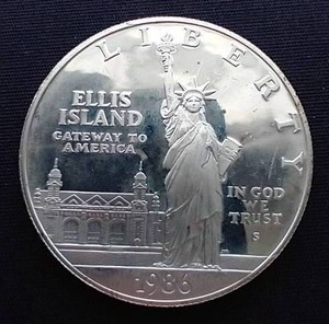 lot 84 image: 1986-S 90% Silver Statue of Liberty Dollar