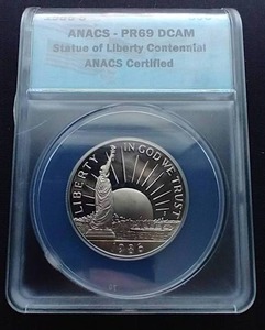 lot 86 image: 1986-S Statue of Liberty Half Dollar - PR69 DCAM