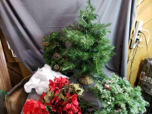 Small Christmas Tree and Other Christmas Dcor