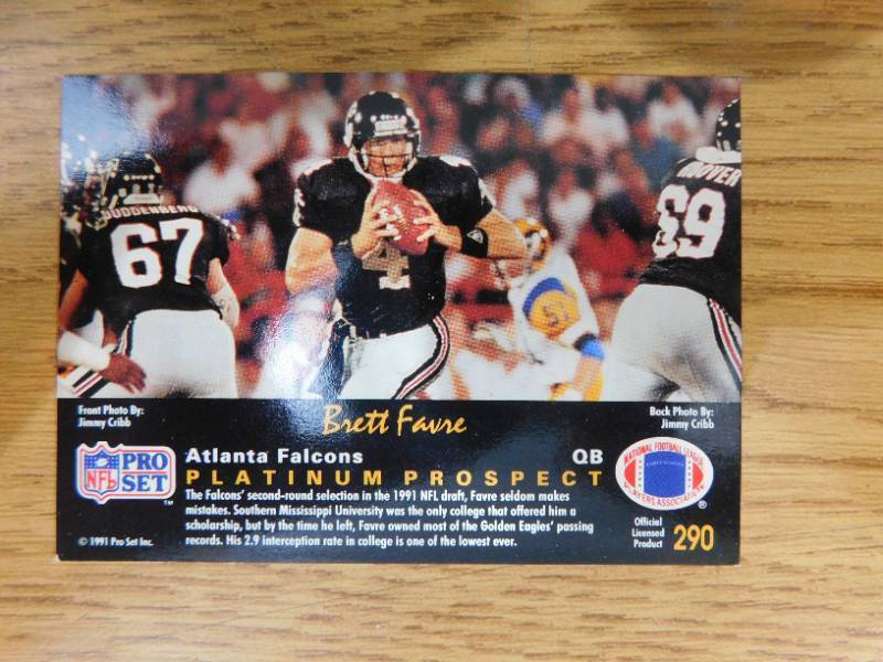 lot 82 image: 1991 Pro Set Platinum Brett Farve Rookie Card #290 HOFer LK