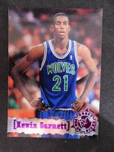 lot 21 image: 199596 Stadium Club Kevin Garnett Rookie Card #343