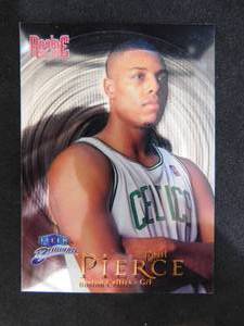 lot 41 image: 1998-99 Fleer Brilliants Paul Pierce Rookie Card #110