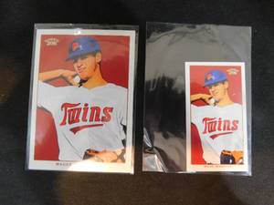 lot 71 image: (2) 2002 Topps 206 Joe Mauer Rookie Cards