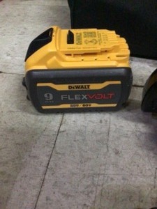 DEWALT FLEXVOLT 60-Volt MAX Cordless Brushless 4-12 in. - 6 in. Small Angle Grinder & (1) FLEXVOLT 9.0Ah Battery