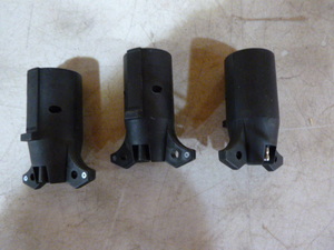 lot 59 image: 3 Adapters 7 Pin to 4 Pin