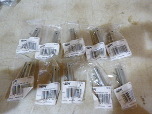 lot 65 image: 10 Hitch Pin Kits