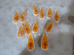 lot 123 image: 12 Teardrop Amber Lights