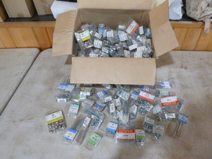 lot 172 image: Large Box of Screws, Bolts, Washers