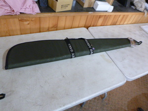 lot 213 image: Mossy Oak Stillwater Shotgun Case