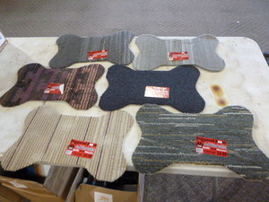 lot 300 image: 6 Pampered Pooch Food and Water bowl Mats