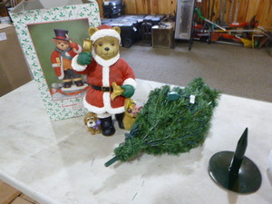 lot 339 image: Santa Bear Statue and Christmas Tree