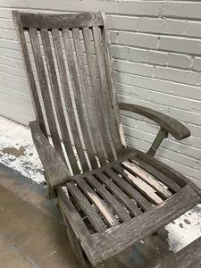 lot 18 image: Barlow Tyrie Chair with Footrest