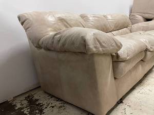 lot 28 image: Three Cushion Leather Couch