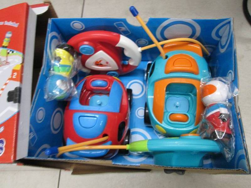 Joyin Funtime cartoon car, 3 button...