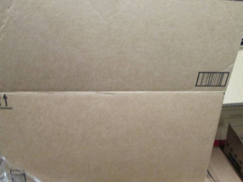 Box of 3 ring binders...