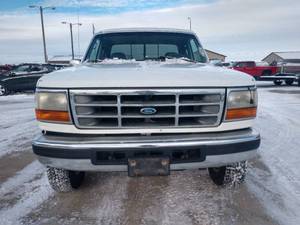 lot 2 image: 1997 Ford F250 7.3L Powerstroke