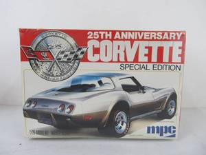 lot 51 image: MPC 25th Anniversary Corvette Special Edition