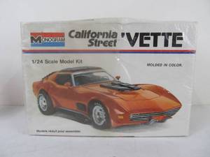 lot 60 image: Monogram California Street Vette