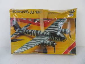 lot 72 image: Testors Junkers JU-188