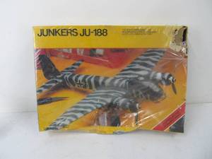 lot 76 image: Testors Junkers JU-188