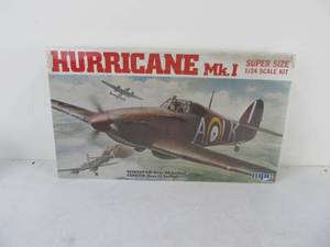 lot 81 image: Large MPC Supersize Hurricane Pk. 1
