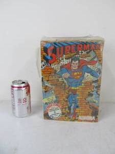 lot 101 image: Aurora Comic Series SUPERMAN Model Kit wComic Book