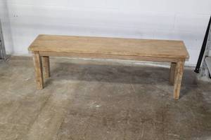 lot 487 image: Wood Bench