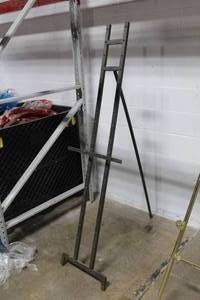 lot 500 image: Lot of (2) Rustic Metal Easels
