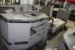 lot 10 image: Pan-Osten Commercial Checkout Stand, Scanner & Conveyor System