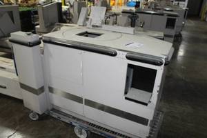 lot 12 image: Pan-Osten Commercial Checkout Stand, Scanner & Conveyor System