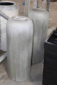 lot 595 image: Lot of (2) Ceramic Pedestals