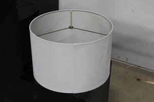 lot 634 image: Lot of (4) Lamp Shades