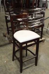 lot 666 image: Lot of (4) White VinylWood Bar Chairs