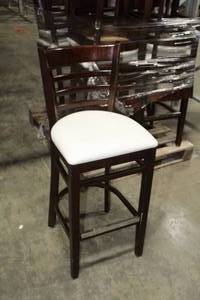 lot 907 image: Lot of (4) White VinylWood Bar Chairs