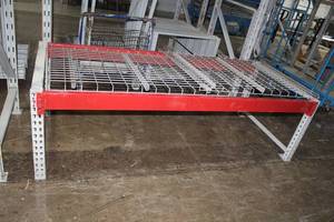 lot 948 image: Pallet Racking  with (2) Uprights 40x28, (2) Beams 90, (2) Grates