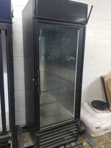 lot 972 image: True Manufacturing Co NSF Commercial Refrigerator GDM-23W