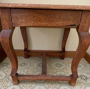 lot 20 image: Vintage Petite Accent Table with Drawer