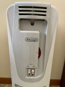 lot 22 image: DeLonghi Space Heaters on Casters