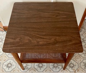 lot 34 image: Amazing Accent Table