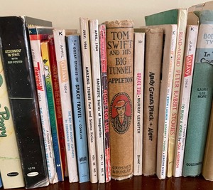 lot 35 image: Vintage Books