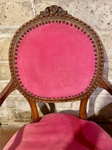 lot 125 image: Vintage Chair