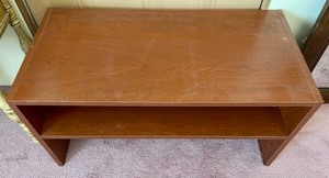 lot 76 image: Snazzy Small Shelf