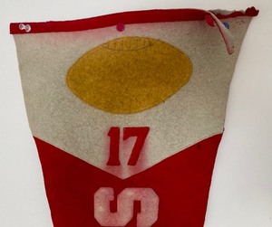 lot 91 image: St. Johns Vintage Pennant