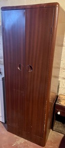 lot 96 image: Metal Storage Closet