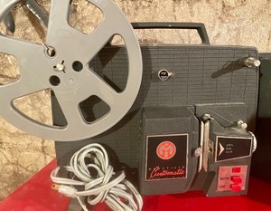 lot 133 image: Mansfield Customatic Projector