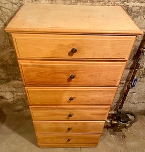 lot 144 image: Tall 6 Drawer Dresser