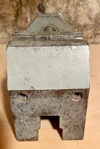 lot 149 image: Very Nice Vise
