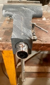 lot 148 image: Craftsman Vise