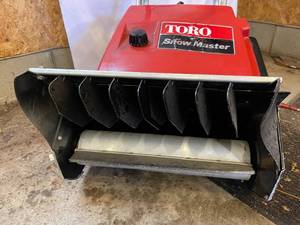 lot 239 image: Toro Snow Master 19 Inch Snow Blower