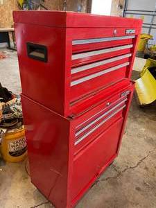 lot 291 image: Craftsman Rolling Tool Box w Tools